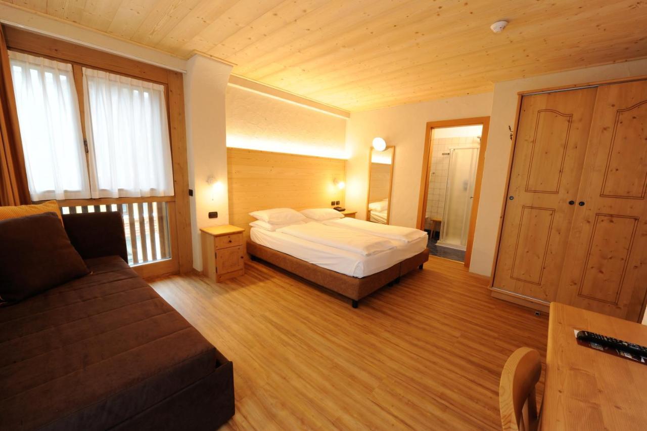 Hotel Helvetia Livigno Exterior foto