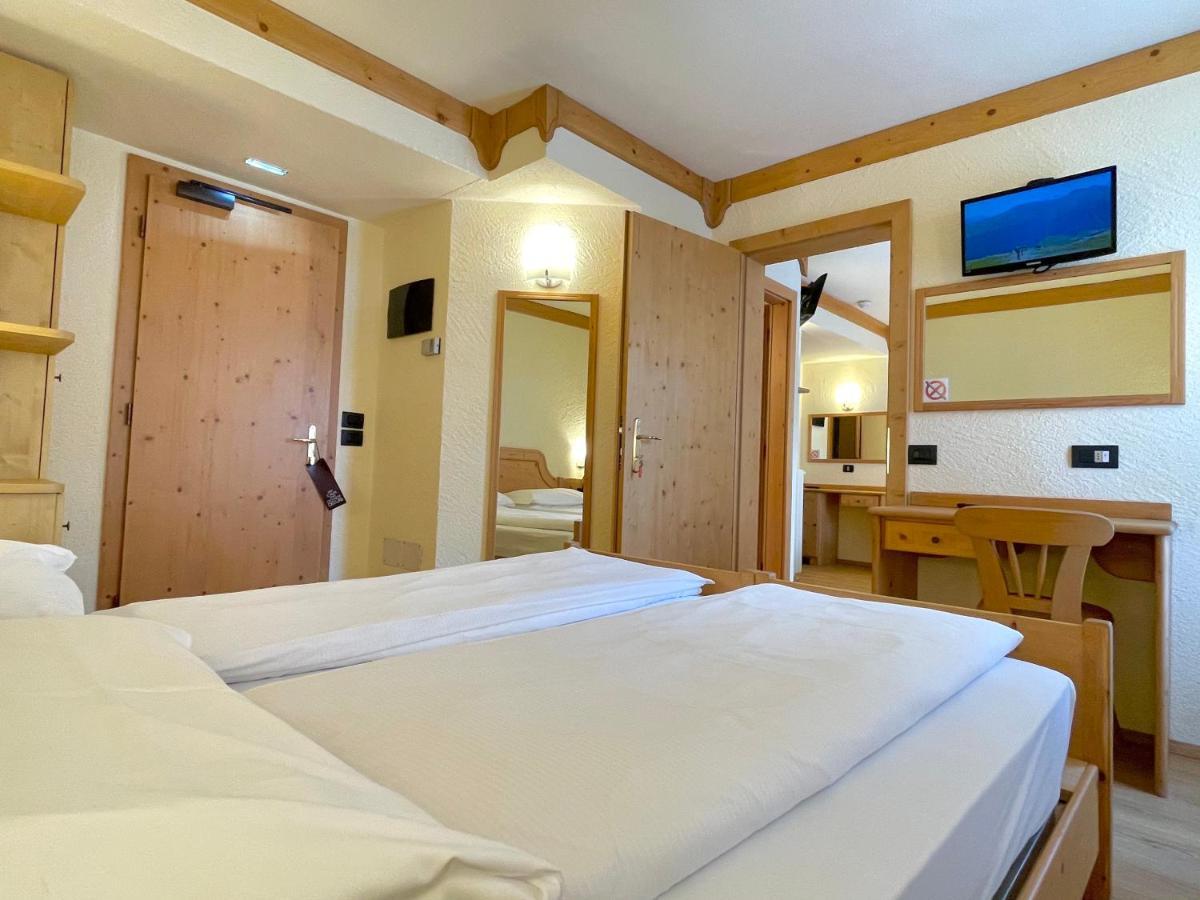 Hotel Helvetia Livigno Exterior foto